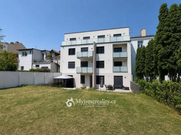 Pronájem bytu 1+kk, Znojmo, Jarošova, 32 m2