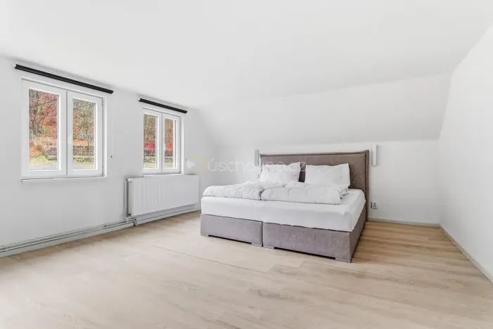 Prodej rodinného domu, Prysk - Dolní Prysk, 420 m2