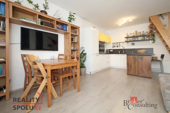 Prodej bytu 3+kk, Jinočany, Smetanova, 74 m2