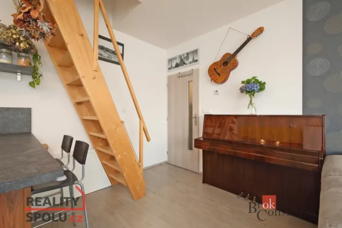 Prodej bytu 3+kk, Jinočany, Smetanova, 74 m2