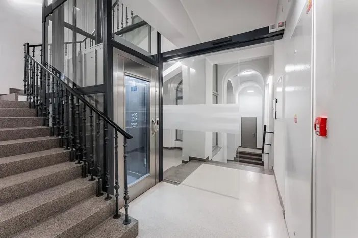 Pronájem bytu 3+kk, Praha - Nové Město, Růžová, 79 m2