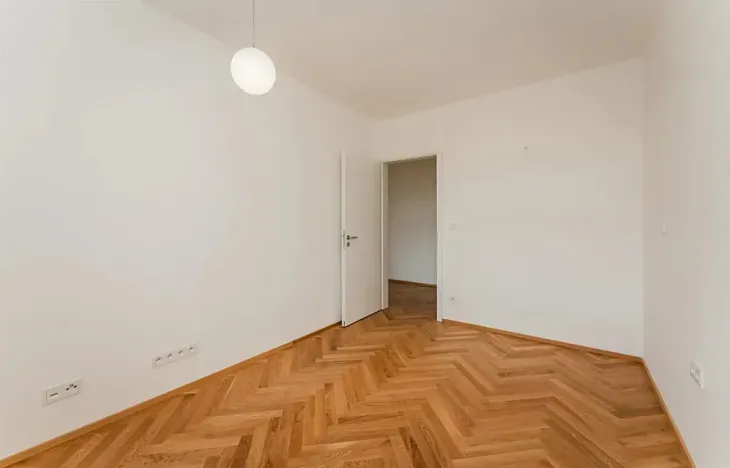 Pronájem bytu 2+kk, Praha - Žižkov, Seifertova, 41 m2