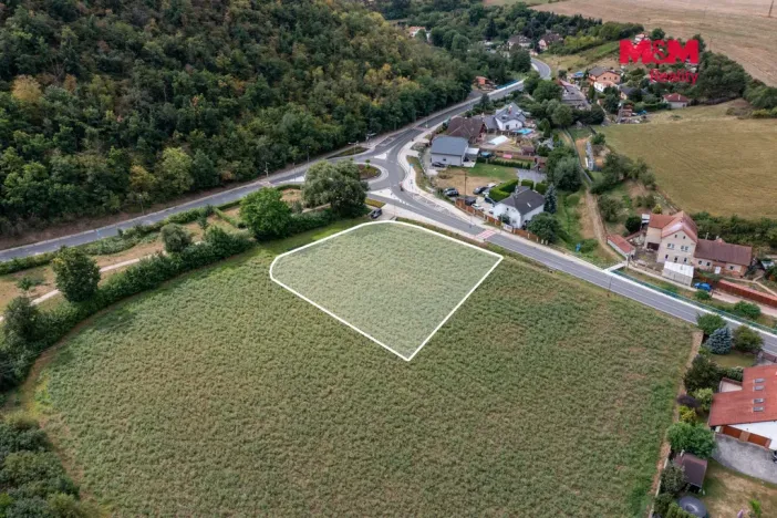 Prodej pozemku pro bydlení, Králův Dvůr, Jungmannova, 1934 m2