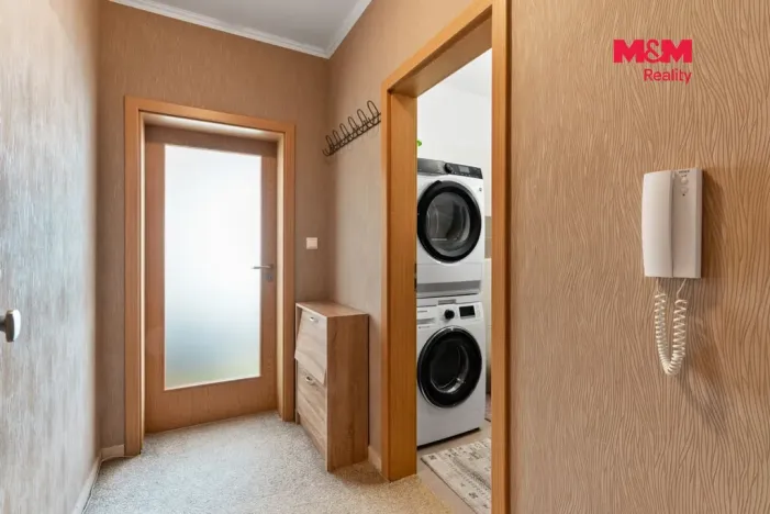 Prodej bytu 2+kk, Liberec - Liberec VI-Rochlice, Nádvorní, 48 m2