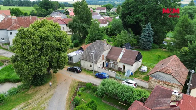 Prodej rodinného domu, Nemyšl - Hoštice, 150 m2