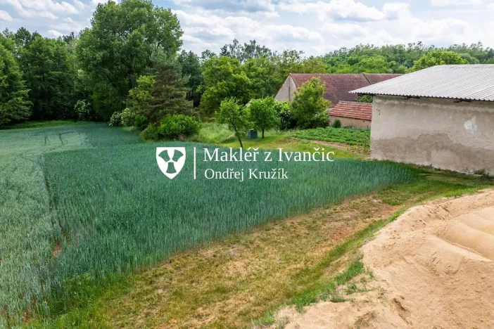 Prodej pozemku, Medlice, 550 m2