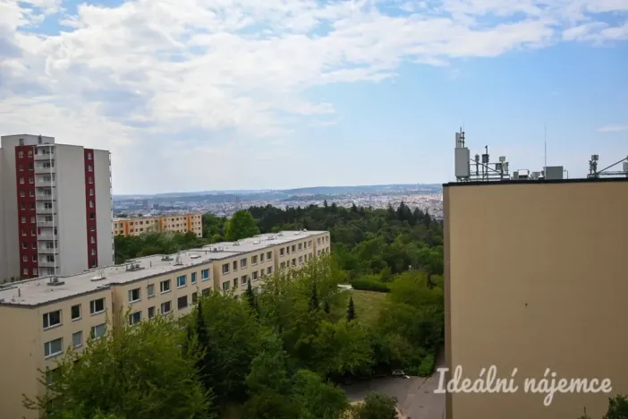 Pronájem bytu 2+kk, Brno, Blatnická, 43 m2