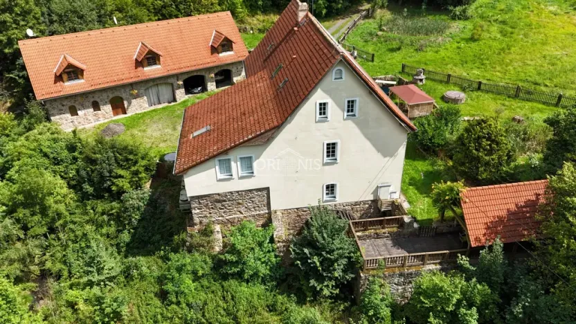 Prodej rodinného domu, Okounov - Oslovice, 600 m2