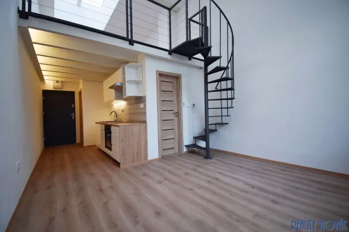 Pronájem bytu 2+1, Teplice, Českobratrská, 53 m2