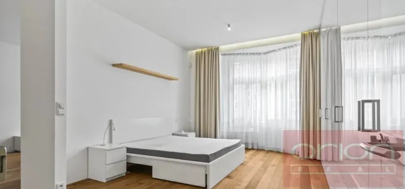 Pronájem bytu 3+kk, Praha - Vinohrady, Laubova, 109 m2