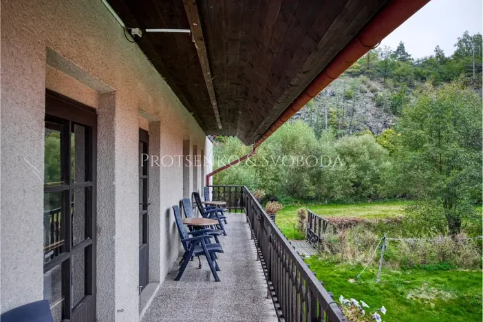 Prodej ubytování, Červená Lhota, 1220 m2