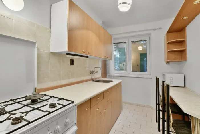 Prodej bytu 3+1, Králův Dvůr, Pod Hájem, 56 m2