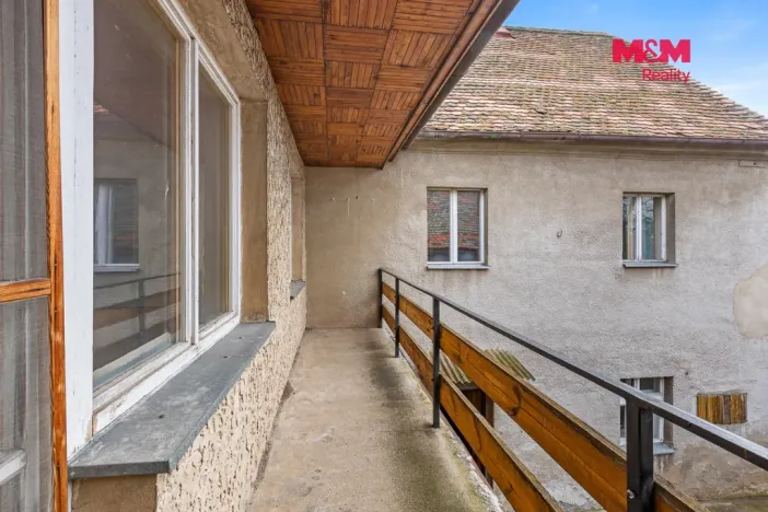 Prodej rodinného domu, Líšťany, Zlatá Ulička, 272 m2