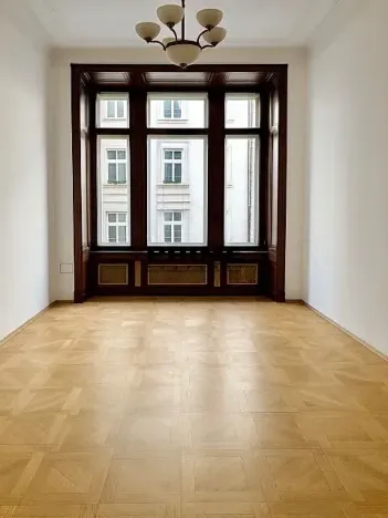 Pronájem kanceláře, Praha - Nové Město, Spálená, 361 m2