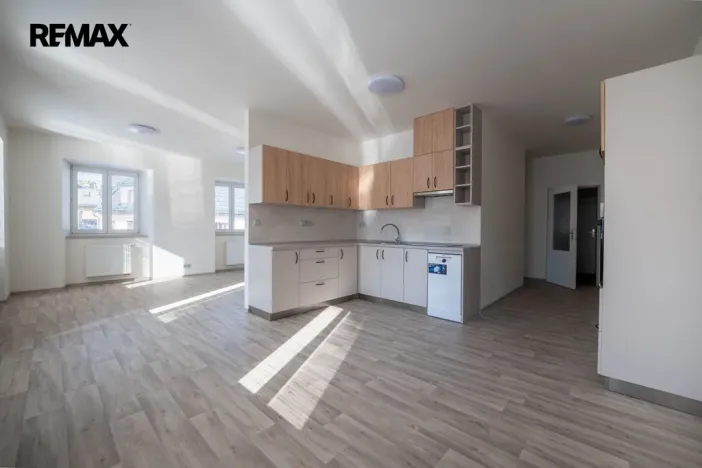 Pronájem bytu 3+kk, Nová Paka, 83 m2