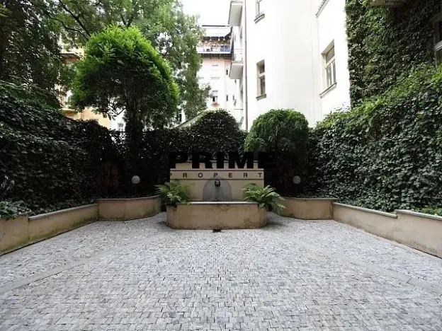 Pronájem bytu 3+kk, Praha - Smíchov, Janáčkovo nábřeží, 83 m2