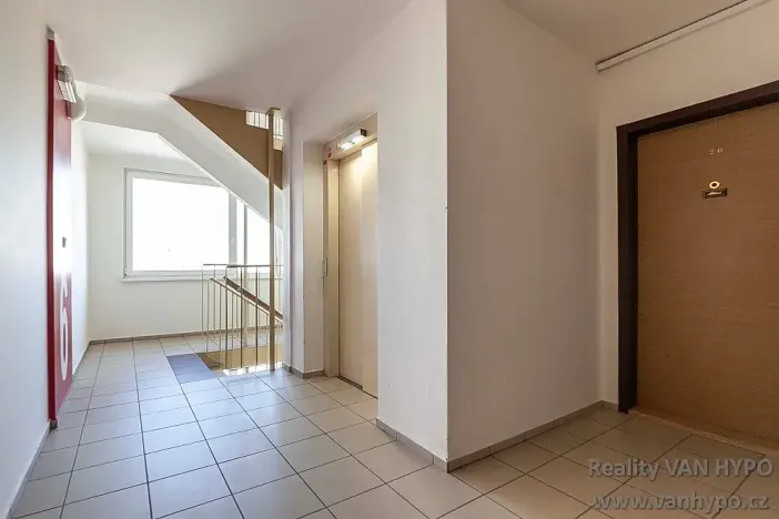 Prodej bytu 3+1, Praha - Chodov, Dědinova, 85 m2