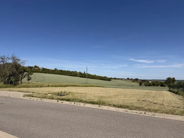 Prodej pozemku, Dobrovice, Na Spravedlnosti, 1063 m2