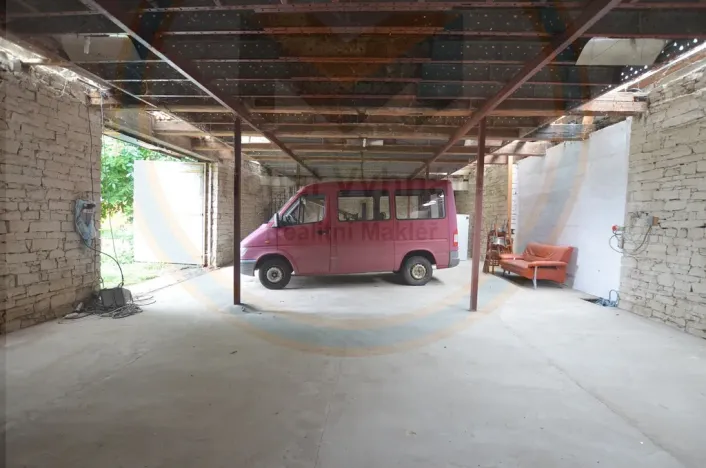 Pronájem komerční, Hrobce, 130 m2