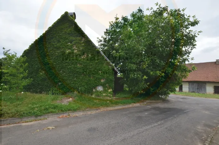 Pronájem komerční, Hrobce, 130 m2