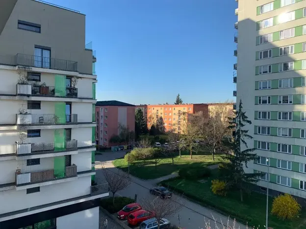 Dražba - jiné, Praha - Malešice, Nad úžlabinou, 38 m2