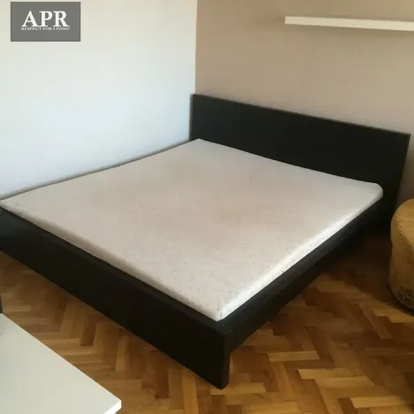Pronájem bytu 1+1, Uherský Brod, Komenského, 38 m2