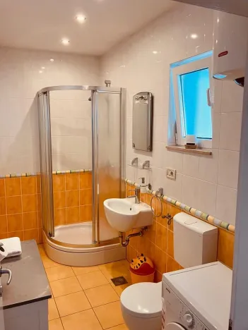 Pronájem domu, Ruskamen Zavode II, Čelina, Omiš, Chorvatsko, 265 m2
