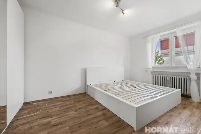 Pronájem bytu 2+1, Praha - Vršovice, Karpatská, 56 m2