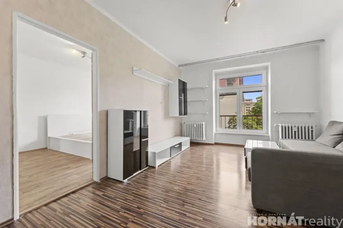 Pronájem bytu 2+1, Praha - Vršovice, Karpatská, 56 m2