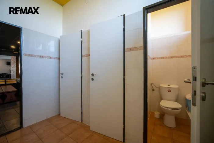 Pronájem komerční nemovitosti, Vysoké nad Jizerou, 520 m2