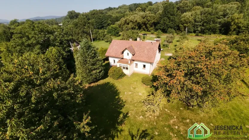 Prodej rodinného domu, Mikulovice, Nábřežní, 358 m2