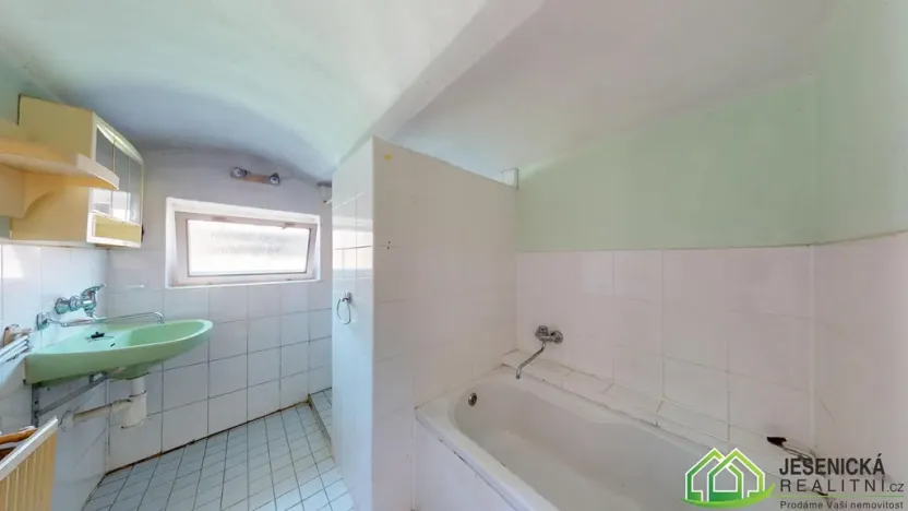 Prodej rodinného domu, Mikulovice, Nábřežní, 358 m2