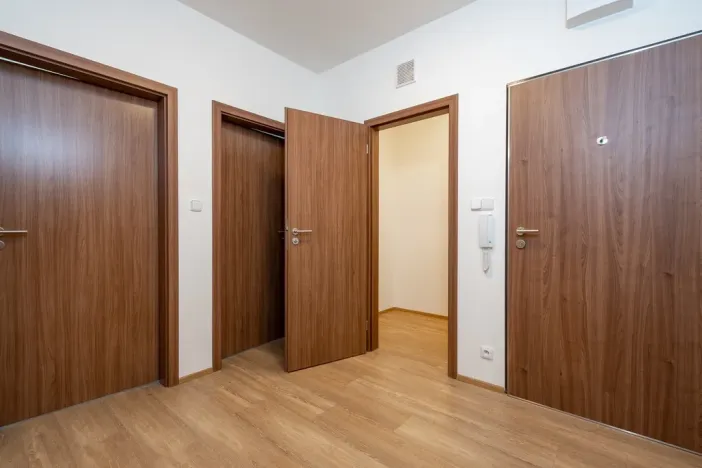 Pronájem bytu 2+kk, Praha - Střížkov, Makedonská, 55 m2