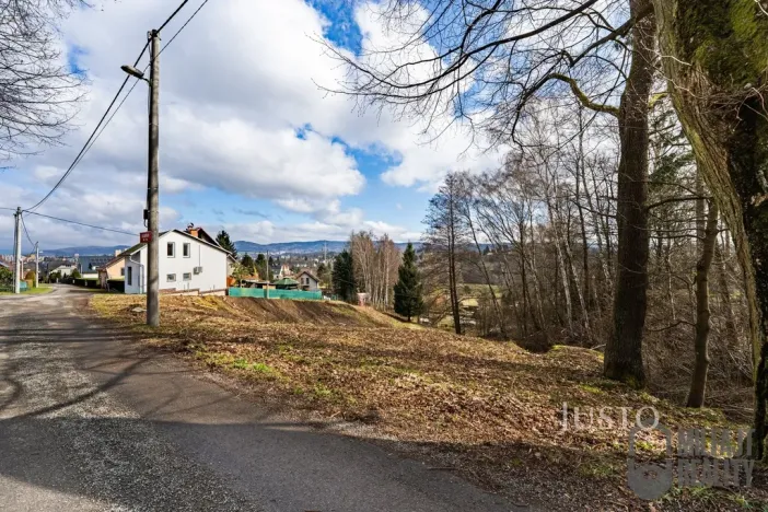 Prodej pozemku pro bydlení, Liberec - Liberec XXV-Vesec, 1358 m2