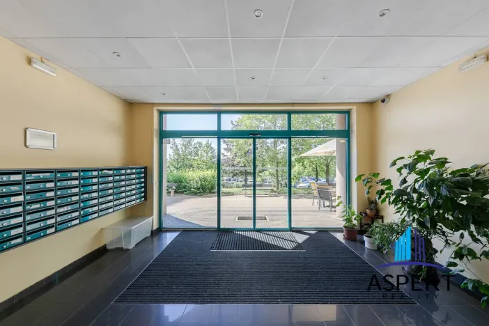 Pronájem bytu 1+kk, Praha - Stodůlky, Volutová, 52 m2