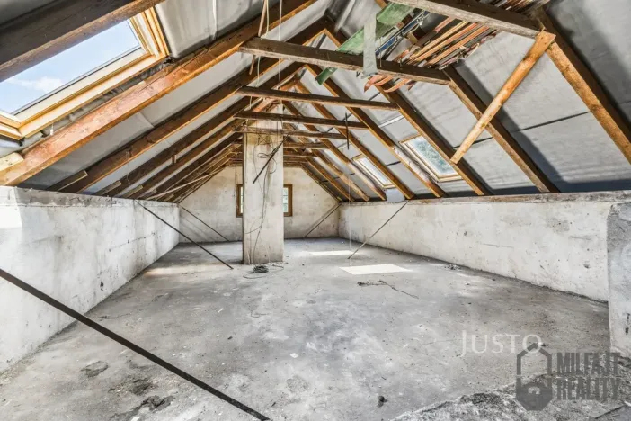 Prodej rodinného domu, Charvatce, 250 m2