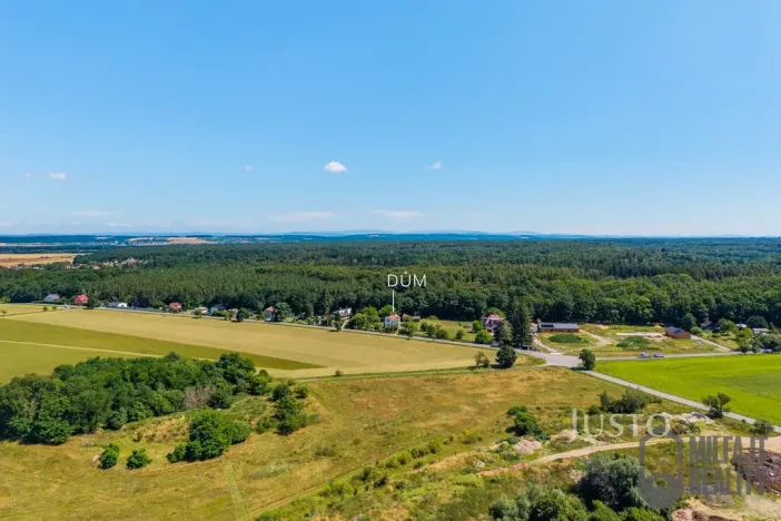 Prodej rodinného domu, Charvatce, 250 m2