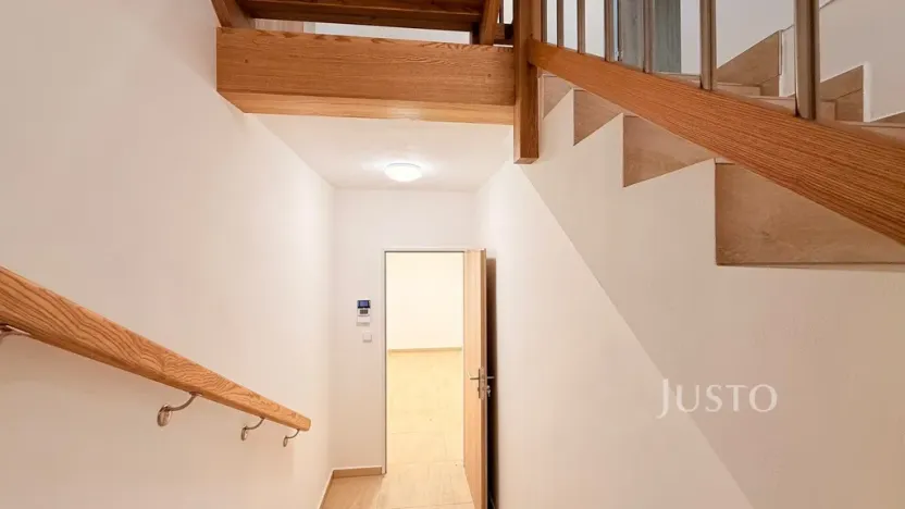 Pronájem rodinného domu, Liberec - Liberec IV-Perštýn, U Krematoria, 210 m2