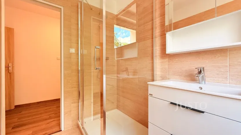 Pronájem rodinného domu, Liberec - Liberec IV-Perštýn, U Krematoria, 210 m2