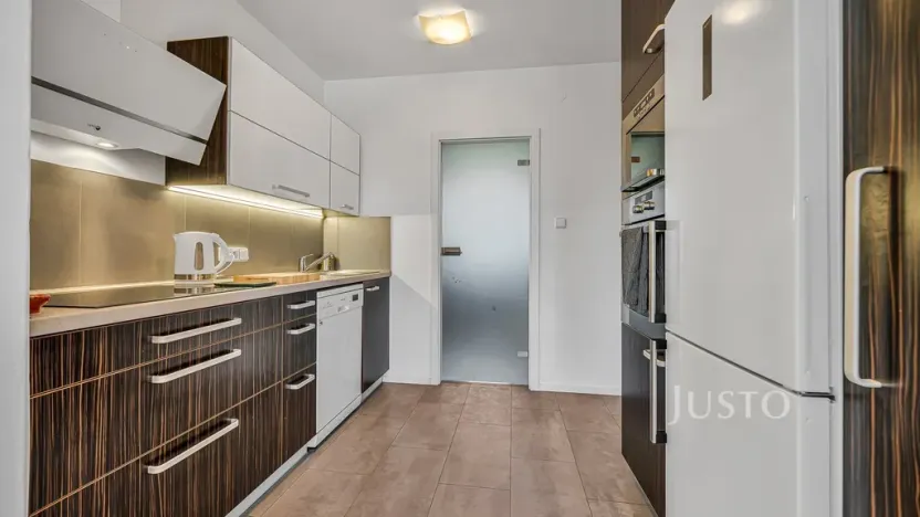 Prodej rodinného domu, Ohrazenice, 401 m2