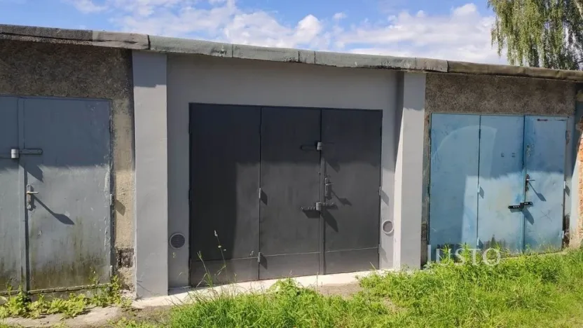 Pronájem garáže, Liberec, Kunratická, 18 m2
