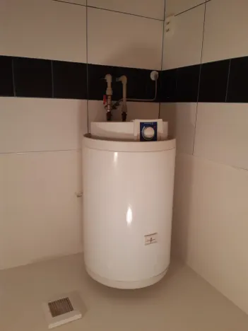 Pronájem bytu 1+kk, Praha - Řeporyje, Ořešská, 33 m2