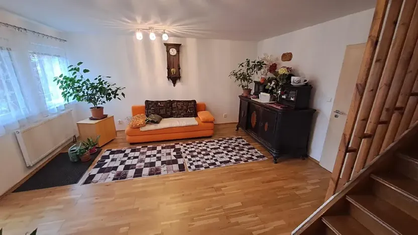 Prodej rodinného domu, Tišice, Hasičská, 150 m2