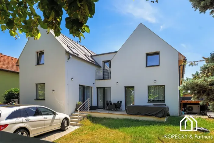 Prodej rodinného domu, Praha - Běchovice, Pplk. Nováčka, 139 m2