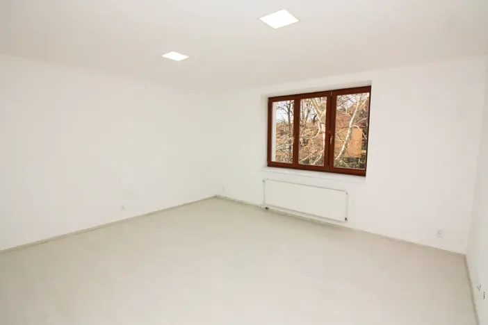 Pronájem bytu 3+1, Tišnov, nám. 28. října, 90 m2