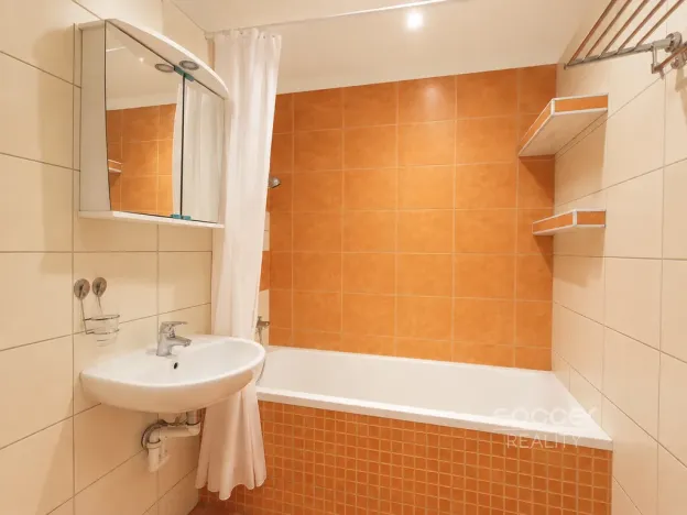 Pronájem bytu 3+1, Praha - Háje, Brechtova, 72 m2