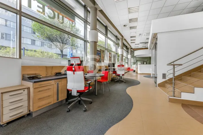 Pronájem obchodního prostoru, Zlín, Dlouhá, 107 m2