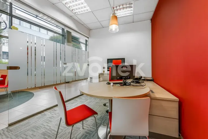 Pronájem obchodního prostoru, Zlín, Dlouhá, 107 m2