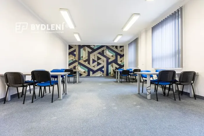 Pronájem kanceláře, Teplice, Modlanská, 153 m2