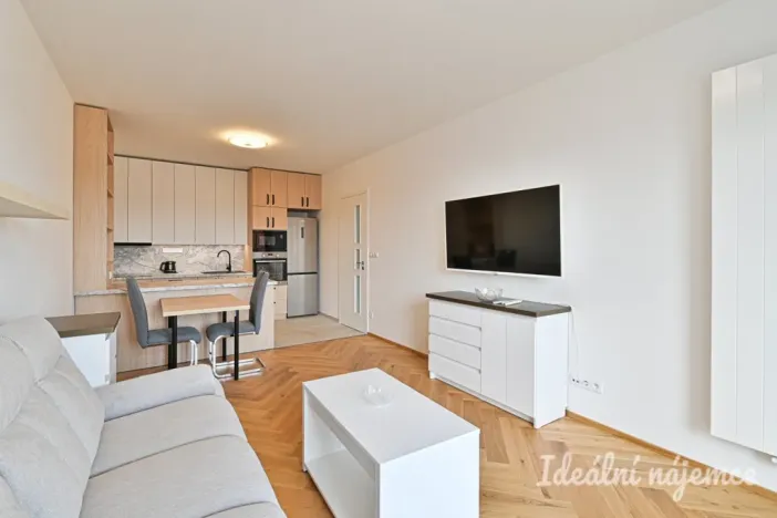 Pronájem bytu 2+kk, Brno, Poděbradova, 69 m2